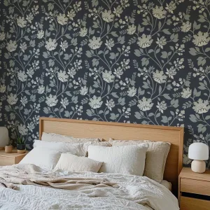 Hedgerow Bloom Wallpaper – Botanical Elegance