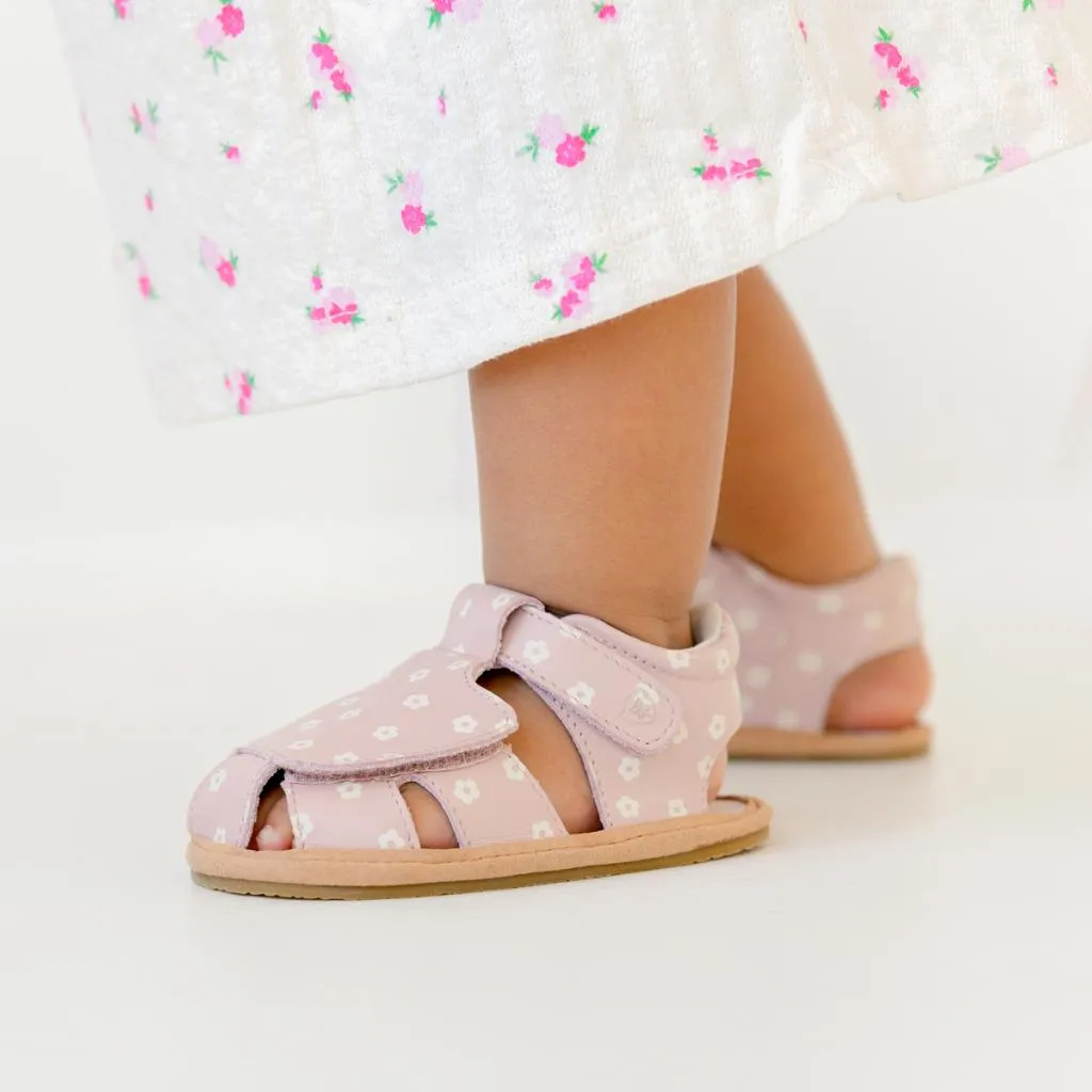Pretty Brave Milo Baby Sandal (Mini Daisy)