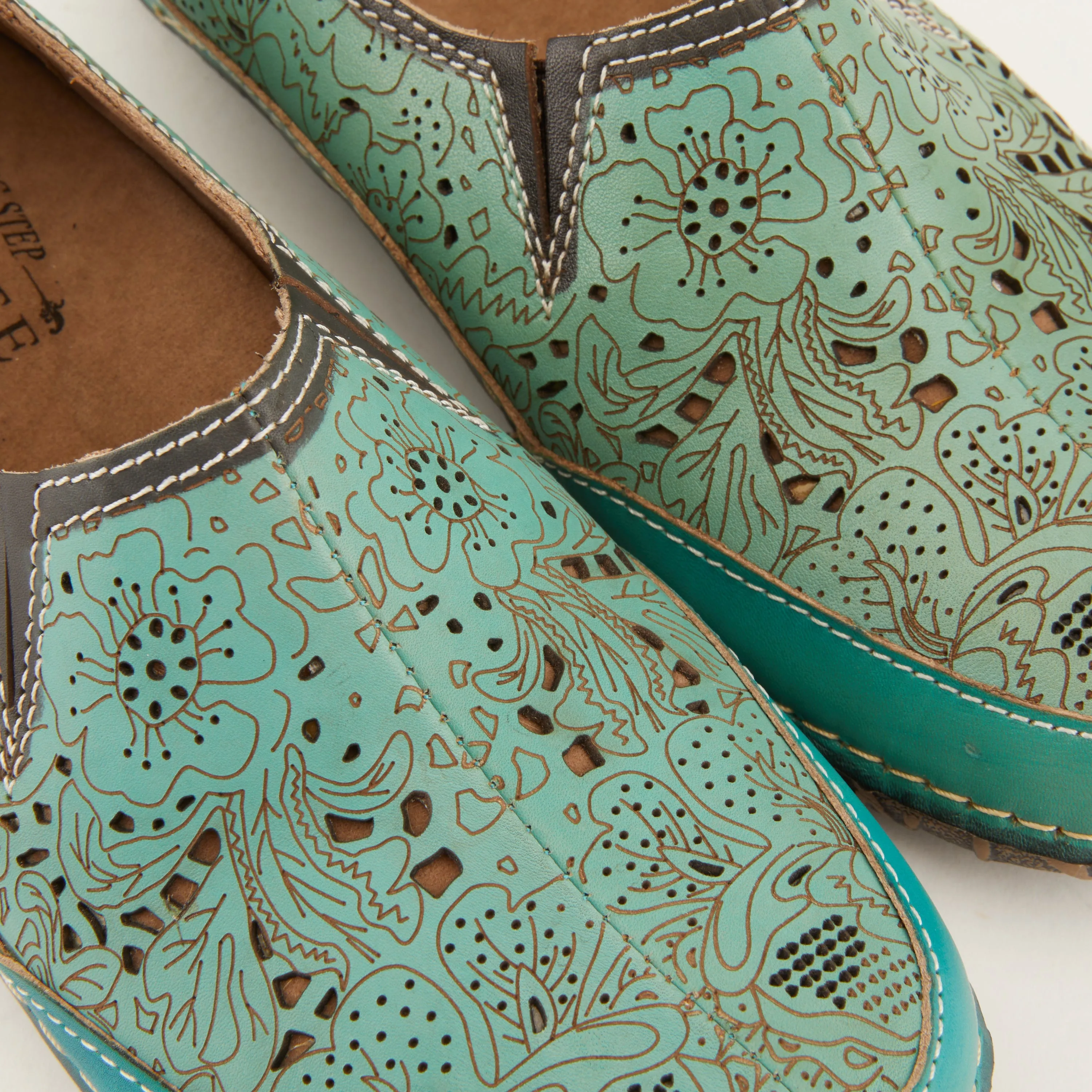 Spring Step Shoes  L'Artiste Libora Women's Hand Painted Leather Loafers