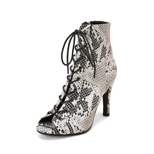 Velvoura Serpatura Wedding Boots