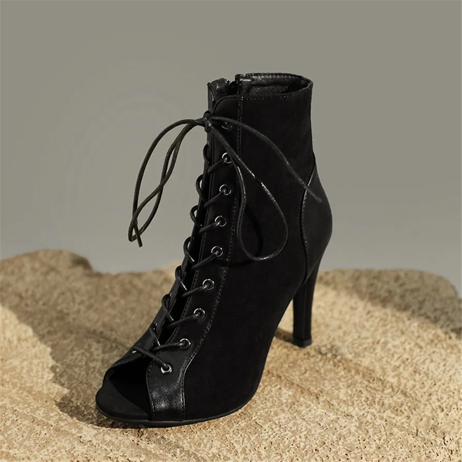 Velvoura Serpatura Wedding Boots