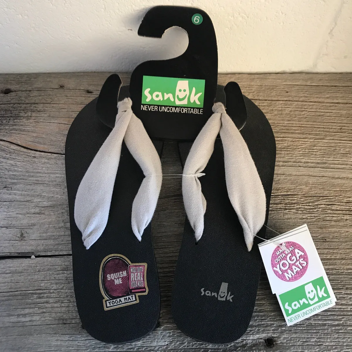 Womens Sanuks YOGA SLINGER natural slops